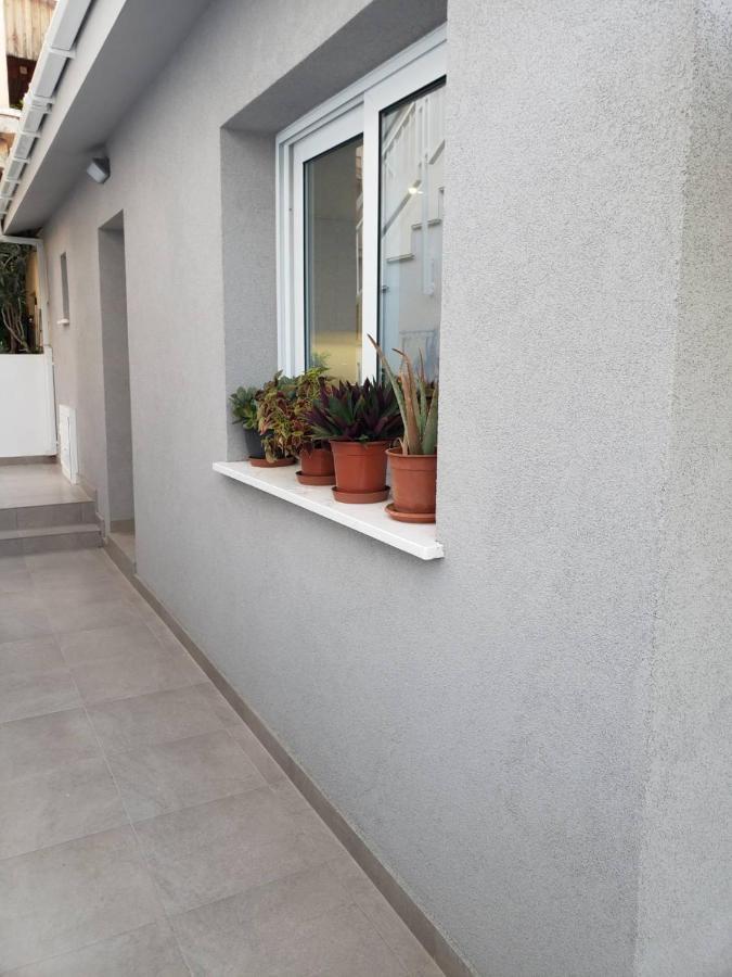 Modern & Cozy Studio W/ Backyard Near City Center Limasol Dış mekan fotoğraf